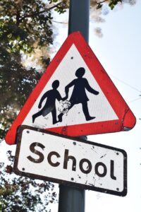 school, safety, signage-4431068.jpg